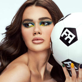 PALETA SOMBRAS  EDIÇÃO LIMITADA BRASIL